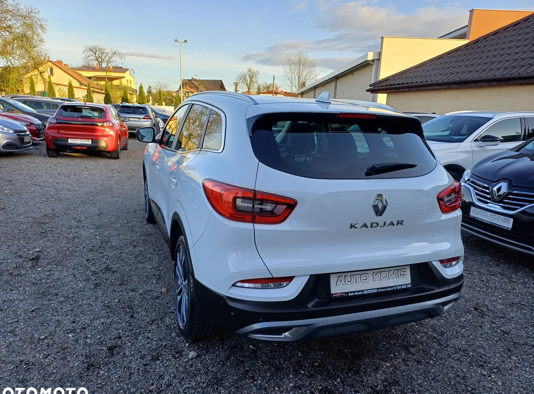 Renault Kadjar cena 73999 przebieg: 155000, rok produkcji 2019 z Działoszyn małe 211